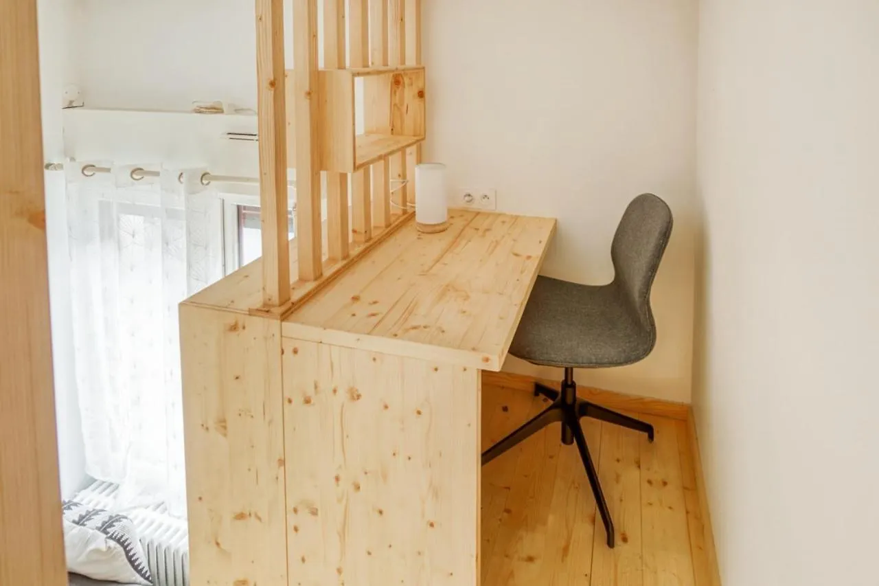 Studio Cardinal - Study Mezzanine Refait A Neuf Proche De La Gare Annecy